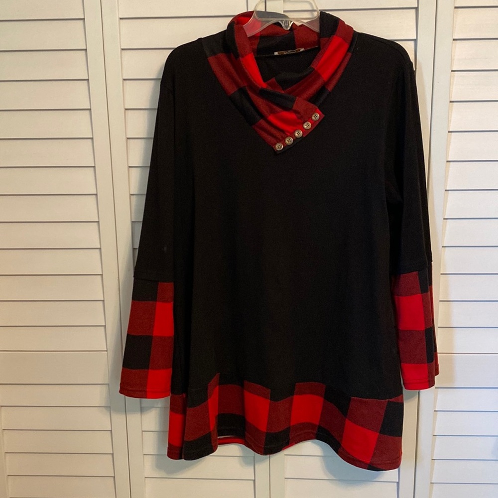 Beebonnie sizexxl tunic top.